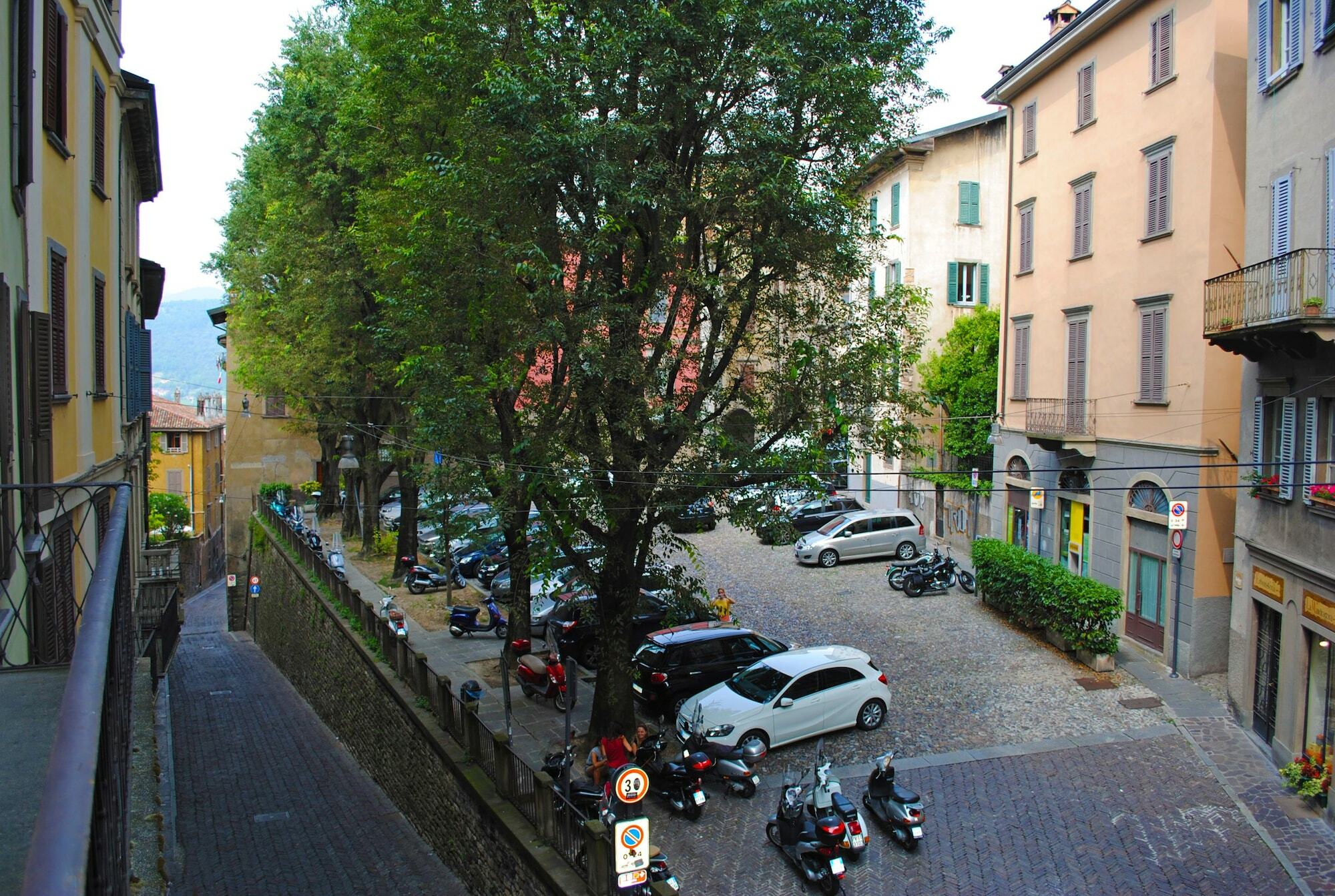 Bergamo Alta Guest House Luaran gambar